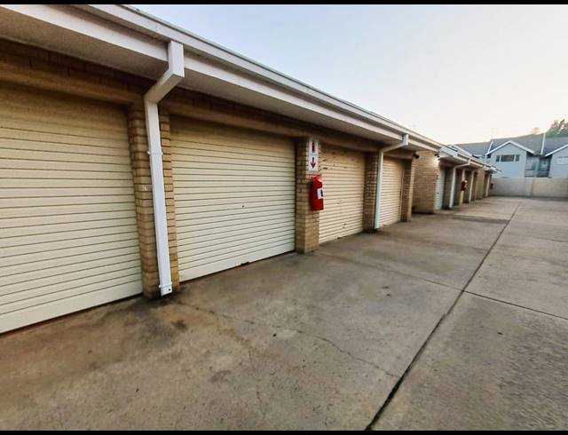 3 BEDROOM TOWNHOUSE FOR SALE IN THREE RIVERS PROPER